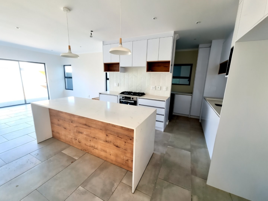 4 Bedroom Property for Sale in Sandown Western Cape